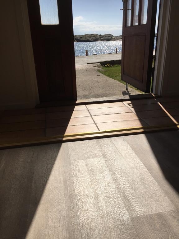 Hotell Fisketangen Kungshamn Exterior foto
